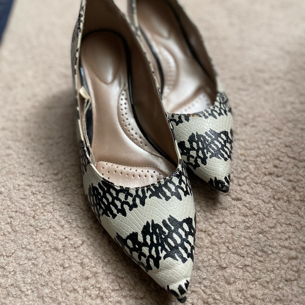 Dexflex Comfort Pumps